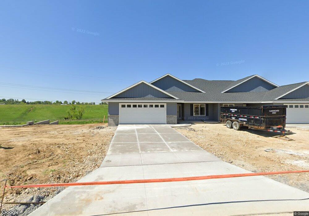 3903 Bluebird Dr SW, Cedar Rapids, IA 52404 - photo 1