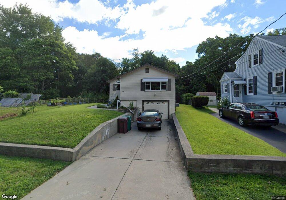 131 Rutland St, Woonsocket, RI 02895 - photo 1