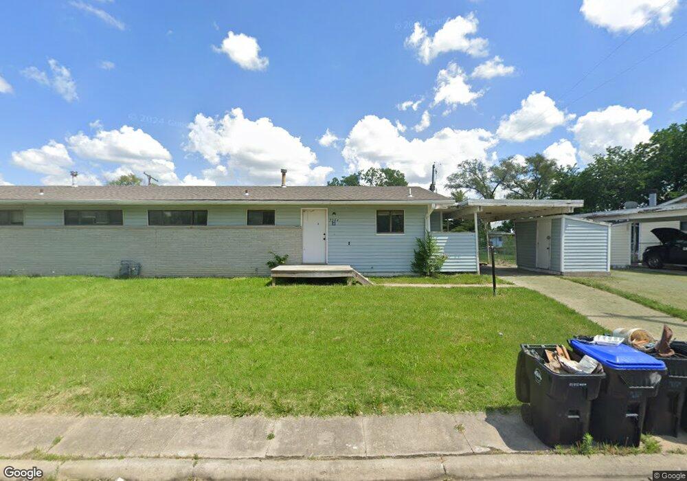 7204 SW Timberway Dr, Topeka, KS 66619 - photo 1