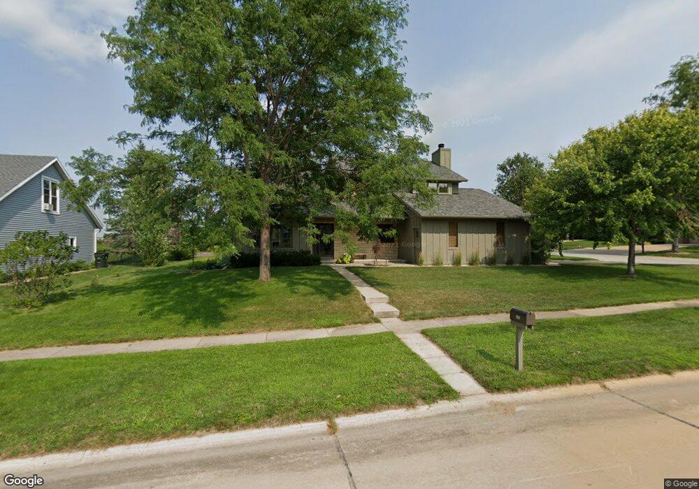 3800 Dove Ct NE, Cedar Rapids, IA 52402 - photo 1