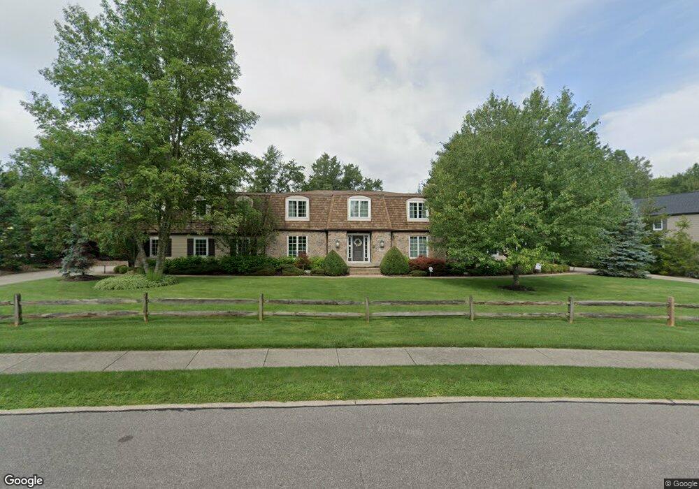 560 Willard Rd, Aurora, OH 44202 - photo 1