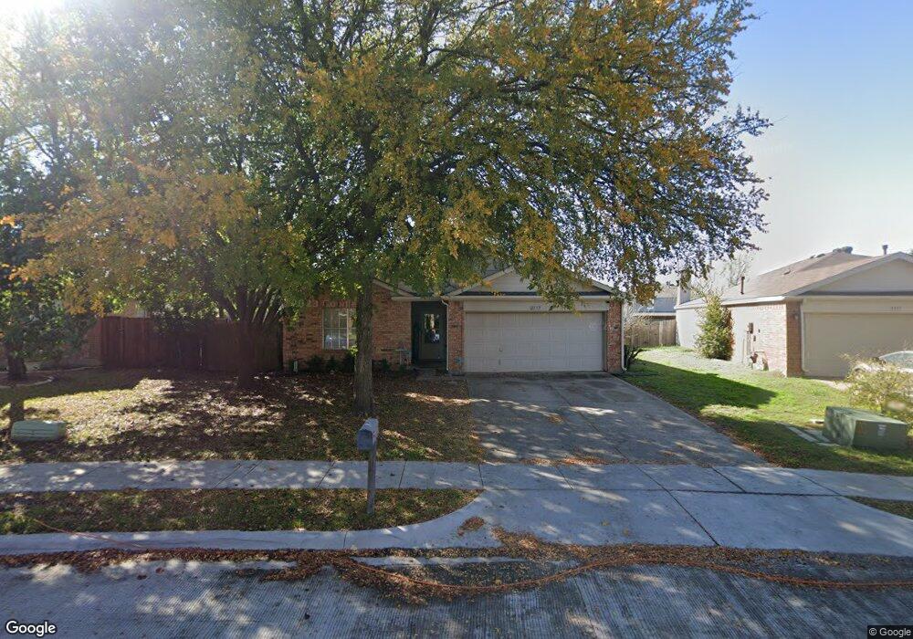 1113 Greenbend Dr, Denton, TX 76210 - photo 1