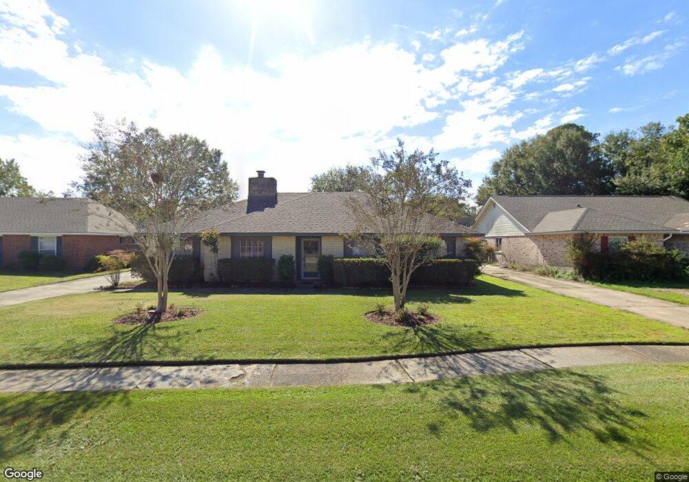 413 Rustling Pine Dr, Slidell, LA 70458 - photo 1