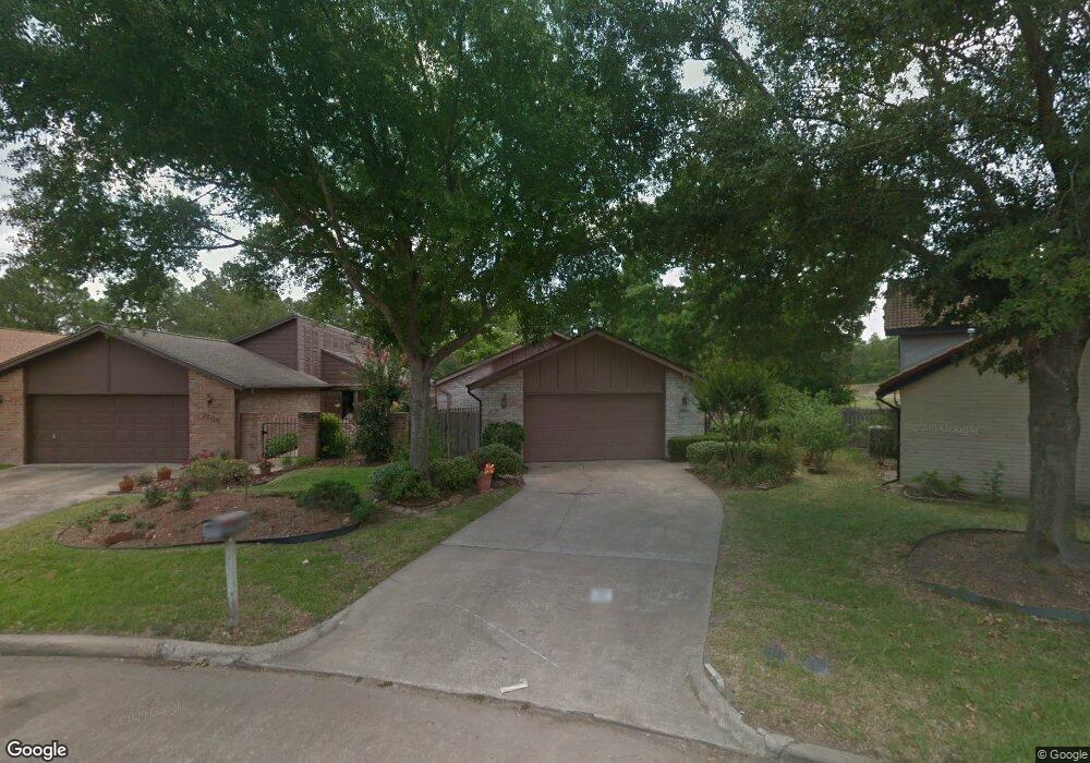 7702 Green Lawn Dr, Houston, TX 77088 - photo 1