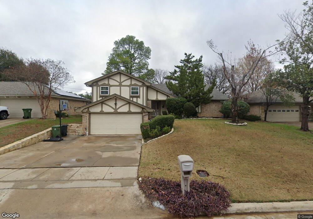 424 Mountainview Dr, Hurst, TX 76054 - photo 1