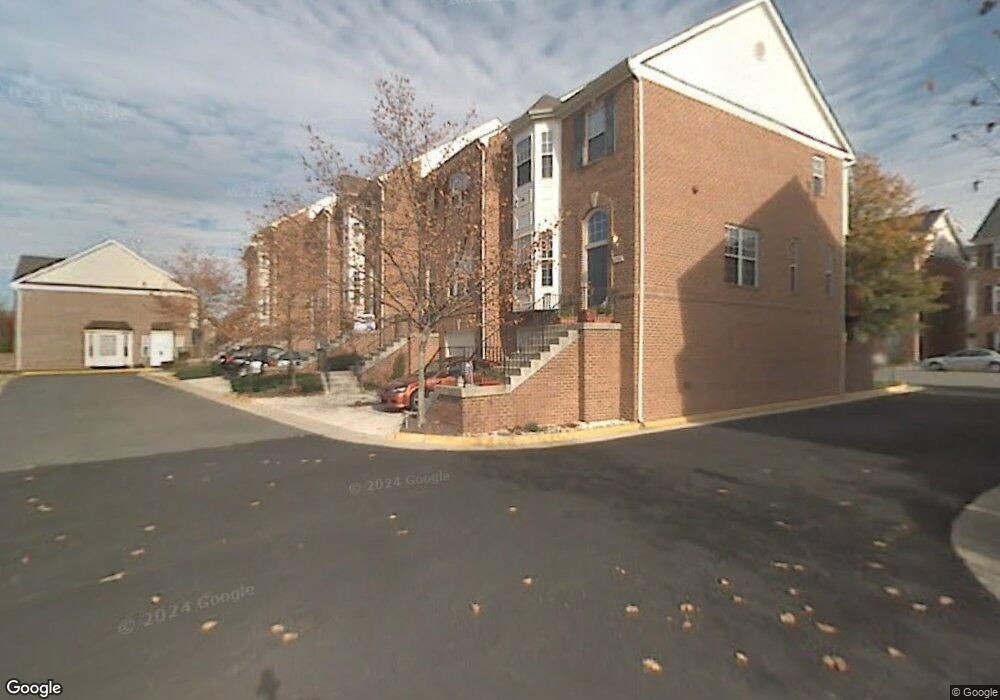 6002 Madison Overlook Ct, Falls Church, VA 22041 - photo 1