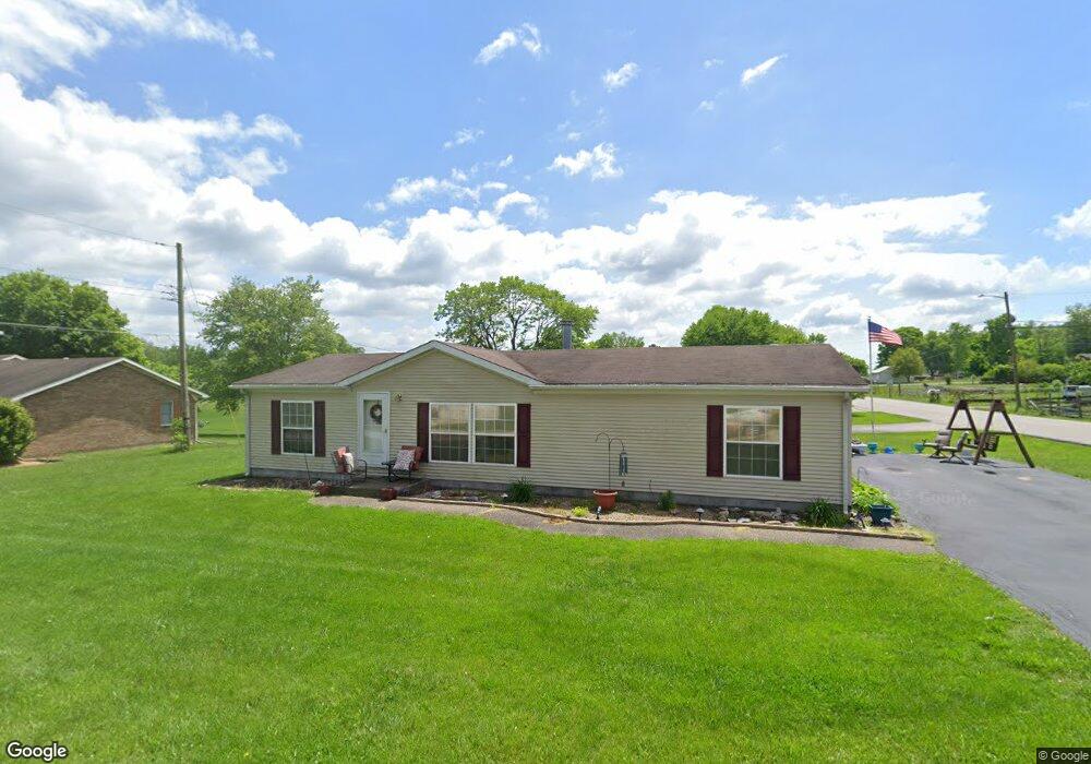 589 Flora St, Corydon, IN 47112 - photo 1