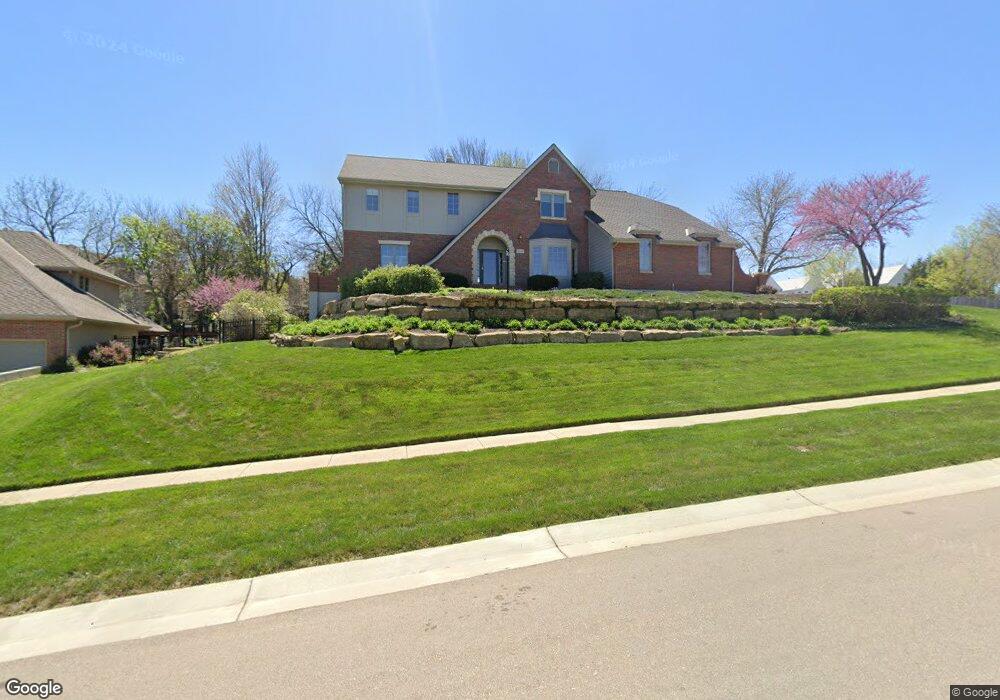 5645 SW Clarion Ln, Topeka, KS 66610 - photo 1