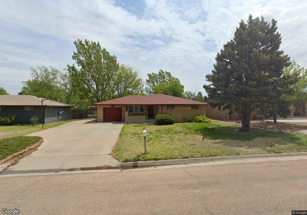 1206 S Jefferson St, Hugoton, KS 67951 - photo 1