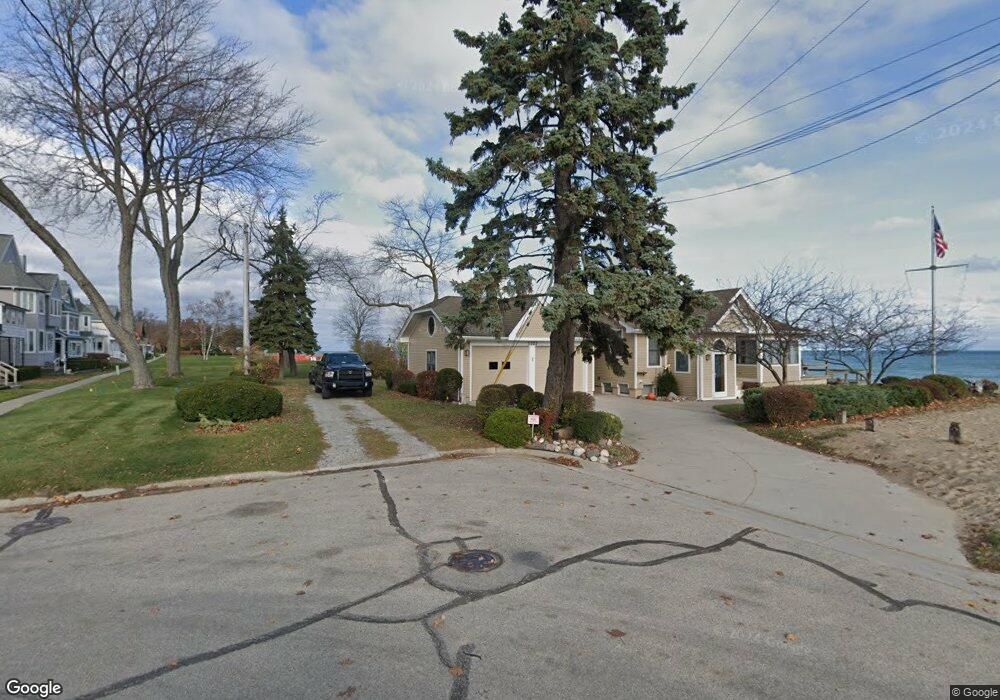 3106 Conger St, Port Huron, MI 48060 - photo 1