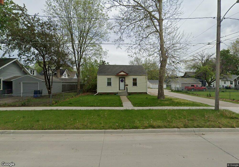 315 E 22nd St, Des Moines, IA 50317 - photo 1