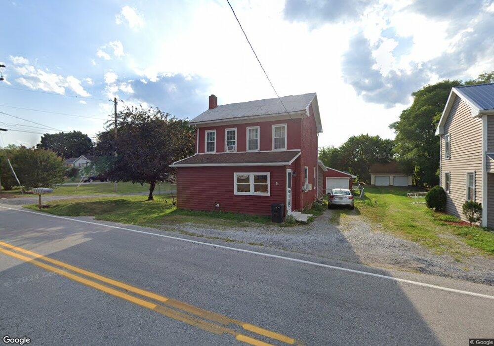 4 Locust St unit A, Gettysburg, PA 17325 - photo 1