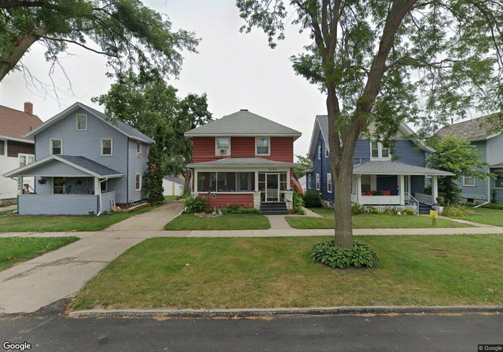 1336 Burch Ave NW, Cedar Rapids, IA 52405 - photo 1