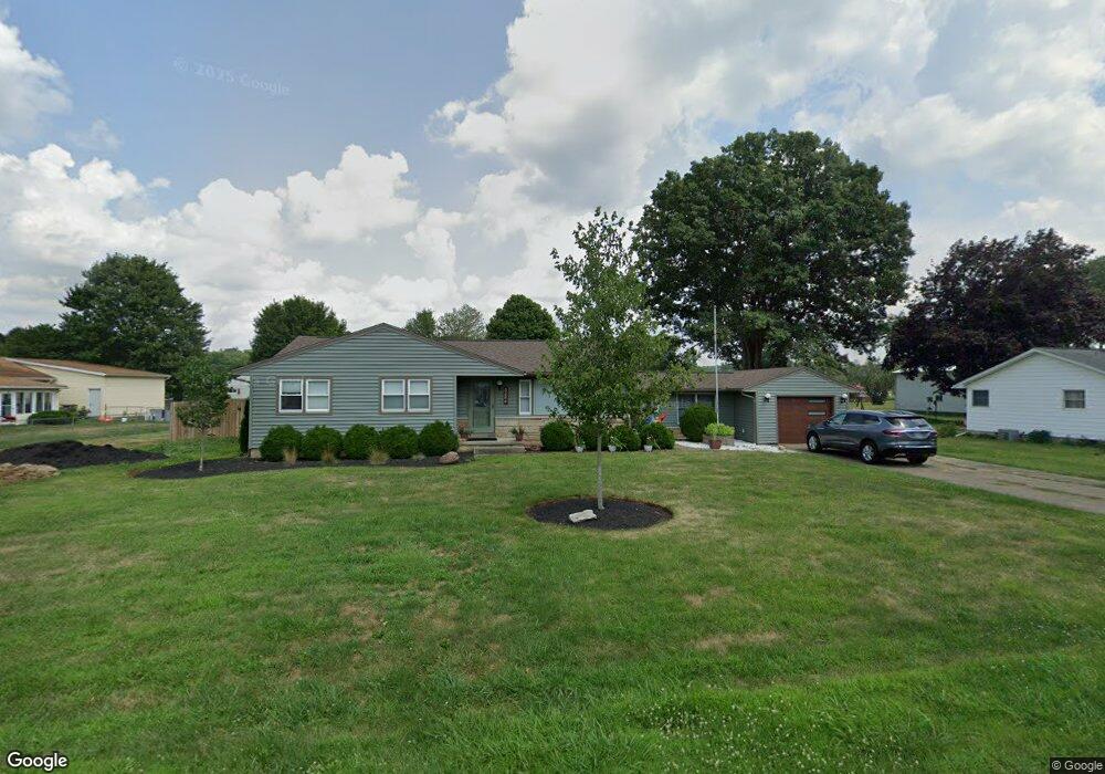 5686 Fairfield St SE, Lancaster, OH 43130 - photo 1