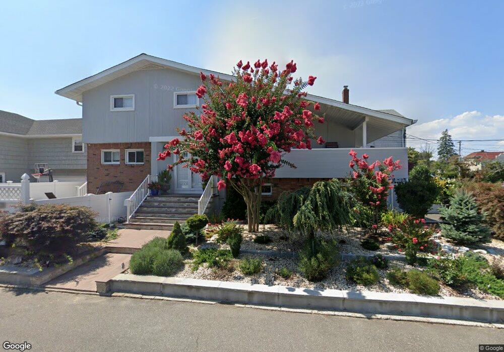 1881 Bay Blvd, Atlantic Beach, NY 11509 - photo 1