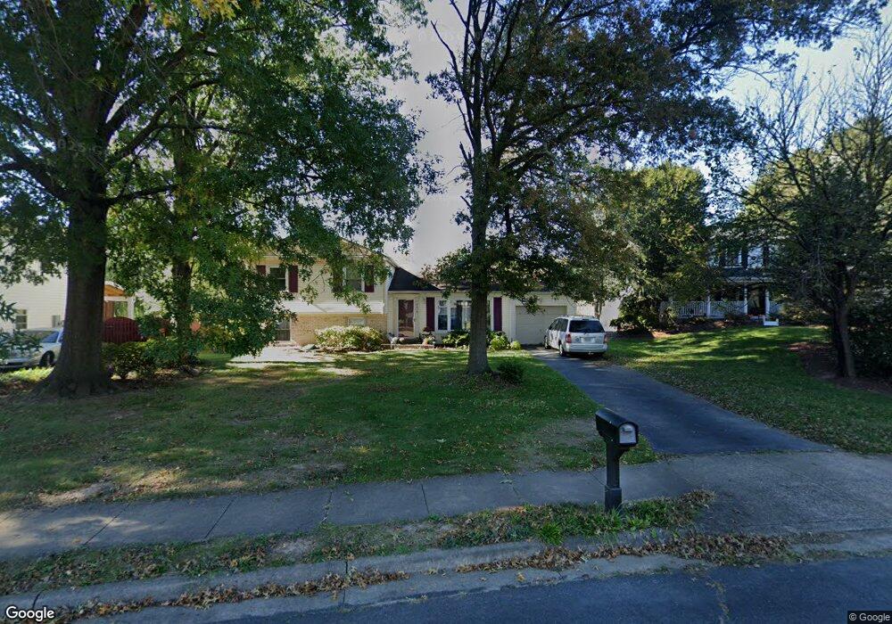 2614 Armada St, Herndon, VA 20171 - photo 1