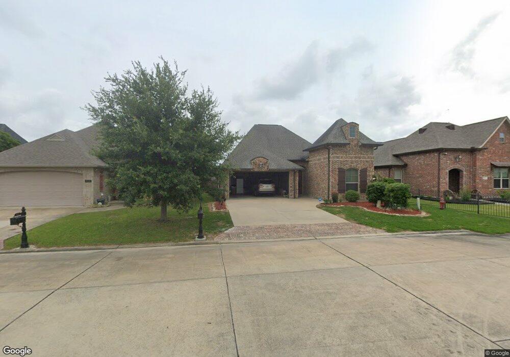 5127 L'Acadie Dr, Lake Charles, LA 70605 - photo 1