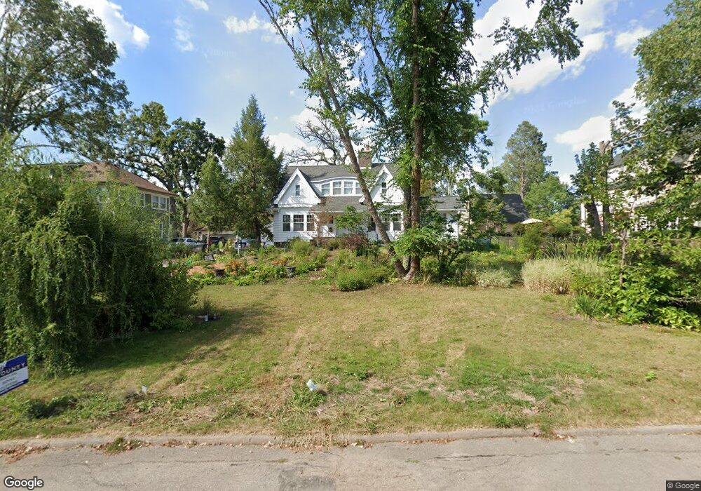 2250 Washington Ave SE, Cedar Rapids, IA 52403 - photo 1