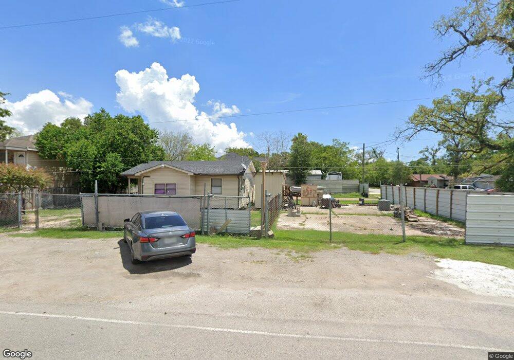 925 Beacon St, Houston, TX 77015 - photo 1