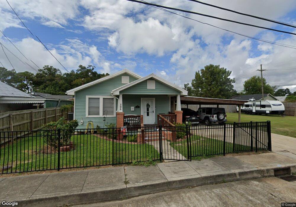 306 Levron St, Houma, LA 70360 - photo 1