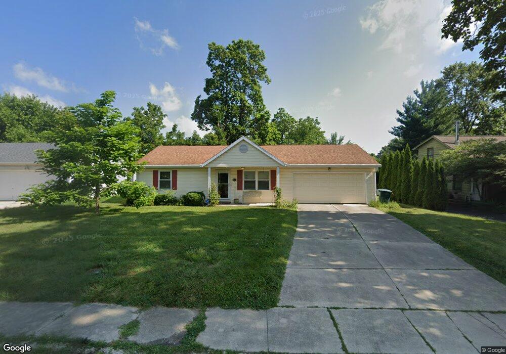 402 W Cromer Ave, Muncie, IN 47303 - photo 1
