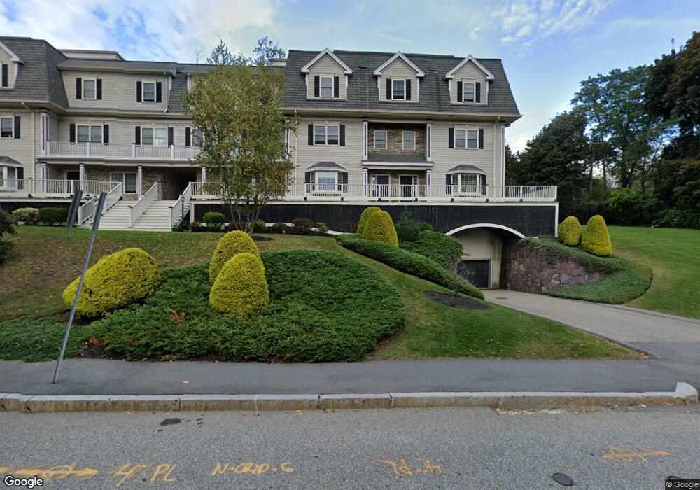 253 Winter St unit 4-2, Waltham, MA 02451 - photo 1