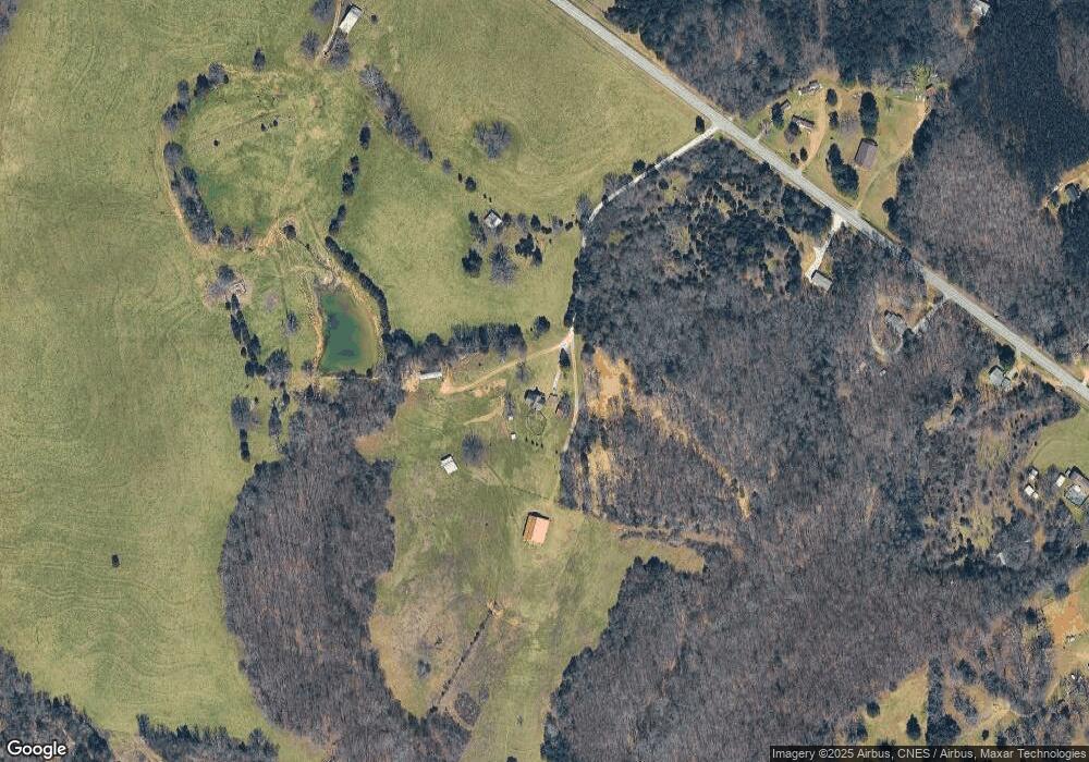 2601 Whipporwill Dr, Royston, GA 30662 - photo 1