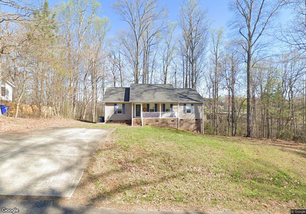 1002 Candlewood Cir, Siler City, NC 27344 - photo 1