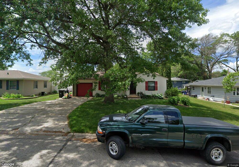 1807 Belle Ave, Cedar Falls, IA 50613 - photo 1