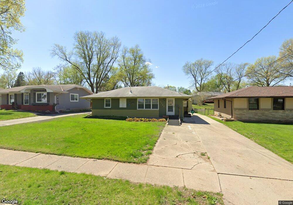 2722 59th St, Des Moines, IA 50322 - photo 1