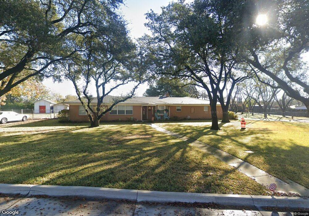 5116 Jennings Dr, North Richland Hills, TX 76180 - photo 1