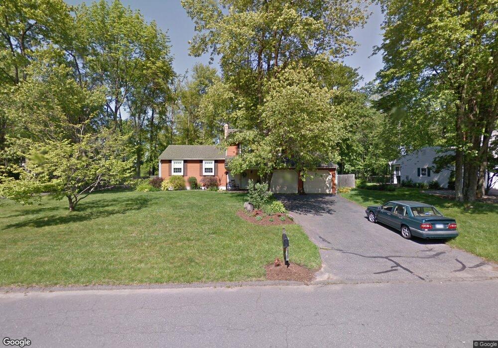 96 Farmstead Ln, Windsor, CT 06095 - photo 1