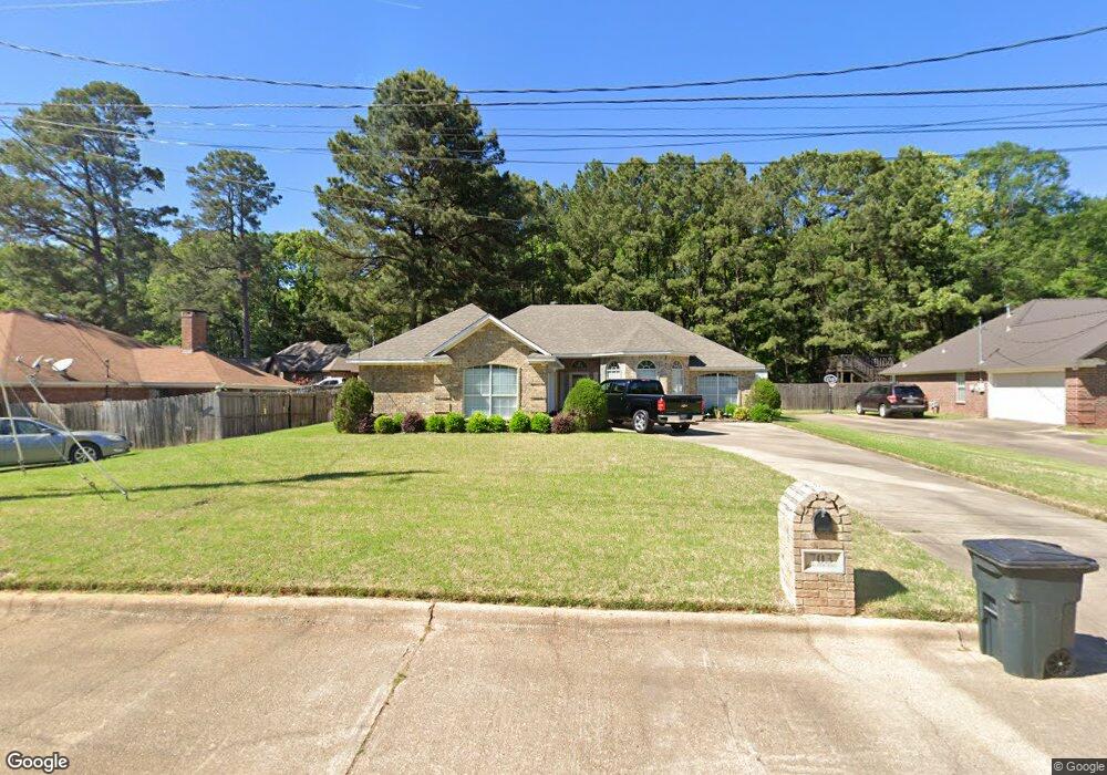 703 Geneva Dr, Wake Village, TX 75501 - photo 1