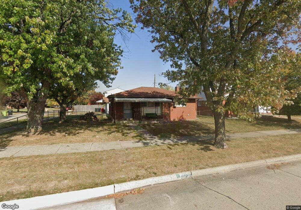 15675 Dugan St, Roseville, MI 48066 - photo 1