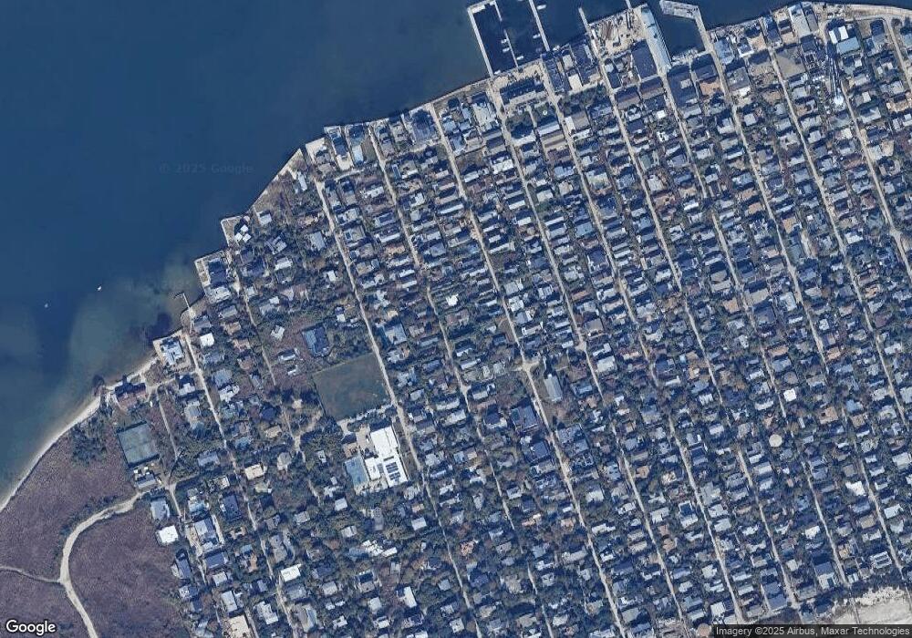 190 Wilmot Rd, Ocean Beach, NY 11770 - photo 1