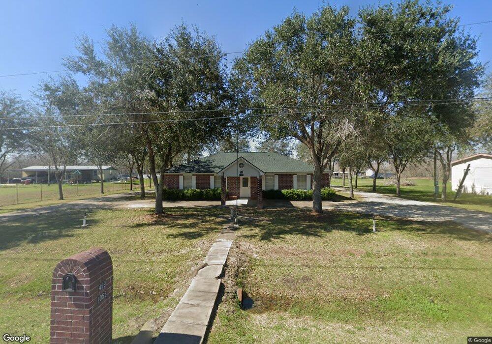 1055 County Road 499 Farrell Dr, Alvin, TX 77511 - photo 1