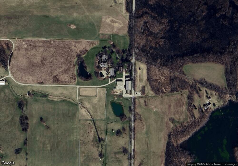 9252 N 600 E, Rolling Prairie, IN 46371 - photo 1