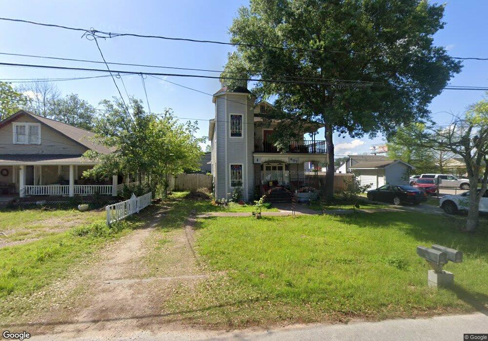 607 Mason St, Tomball, TX 77375 - photo 1