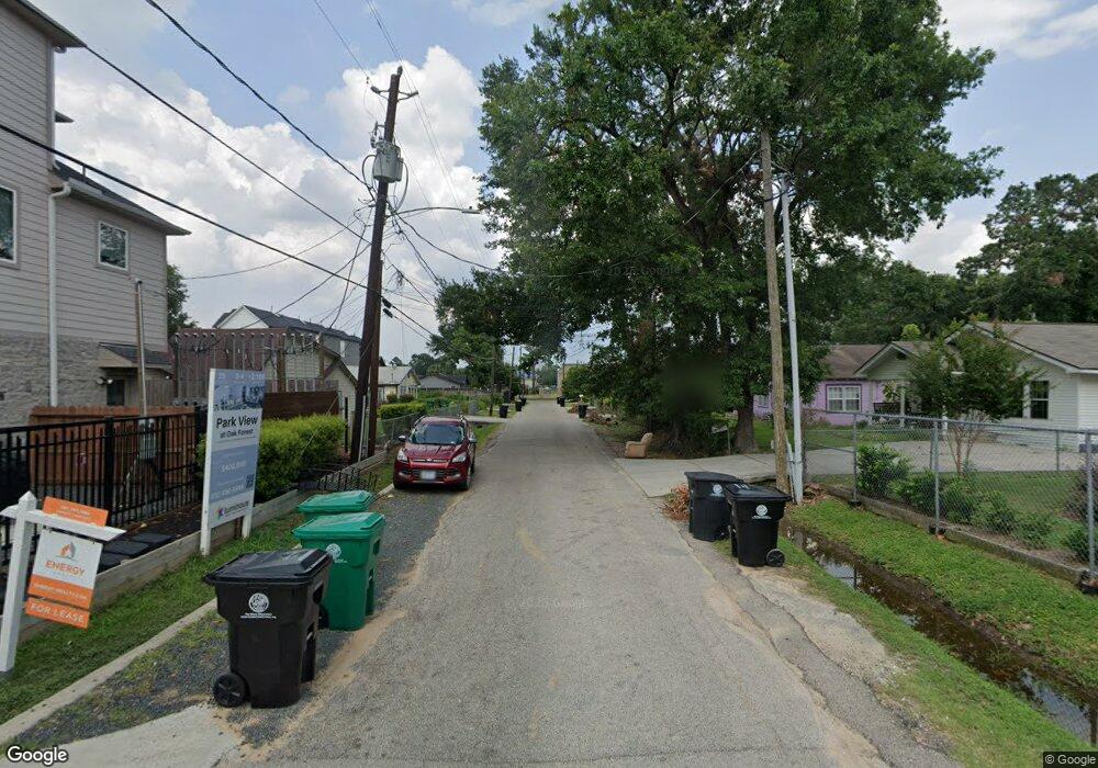 1434 W 34th 1/2 St, Houston, TX 77018 - photo 1