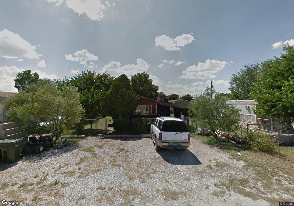 4509 Redbud St, Carlsbad, NM 88220 - photo 1