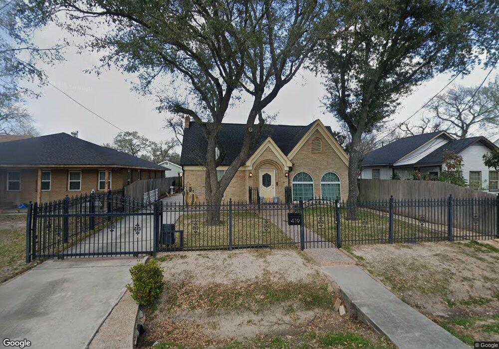 419 Caplin St, Houston, TX 77022 - photo 1