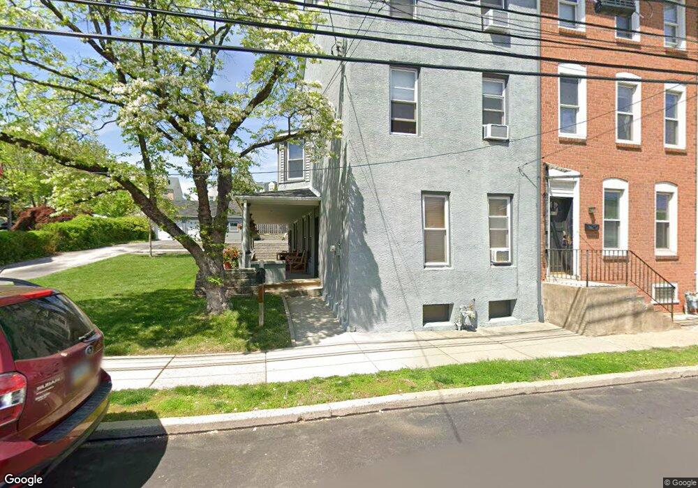 816 E Hector St, Conshohocken, PA 19428 - photo 1