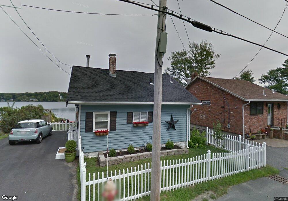 31 Lake View Rd, East Weymouth, MA 02189 - photo 1