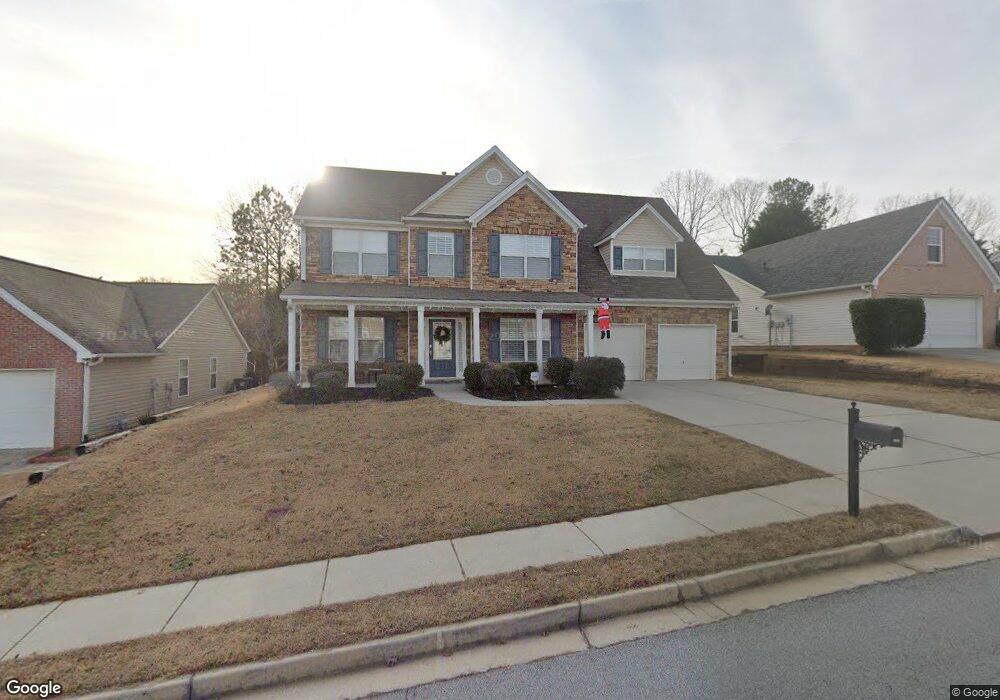 3980 Crescent Walk Ln, Suwanee, GA 30024 - photo 1