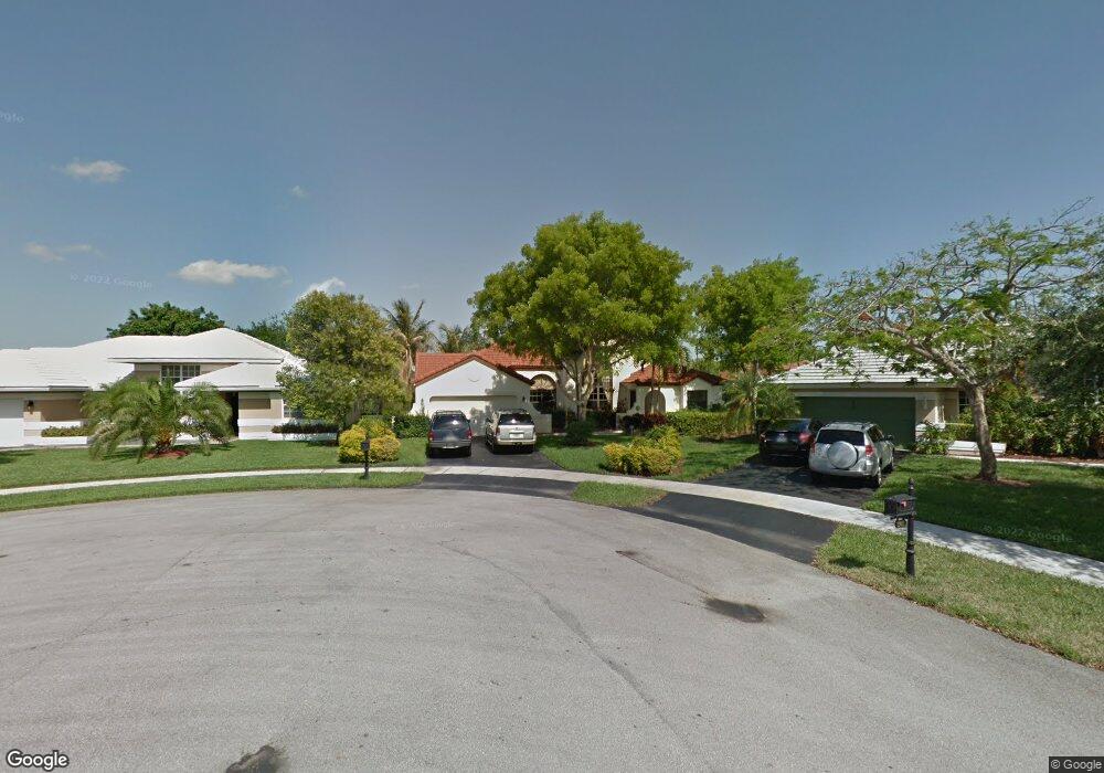 2882 E Orchard Cir, Davie, FL 33328 - photo 1