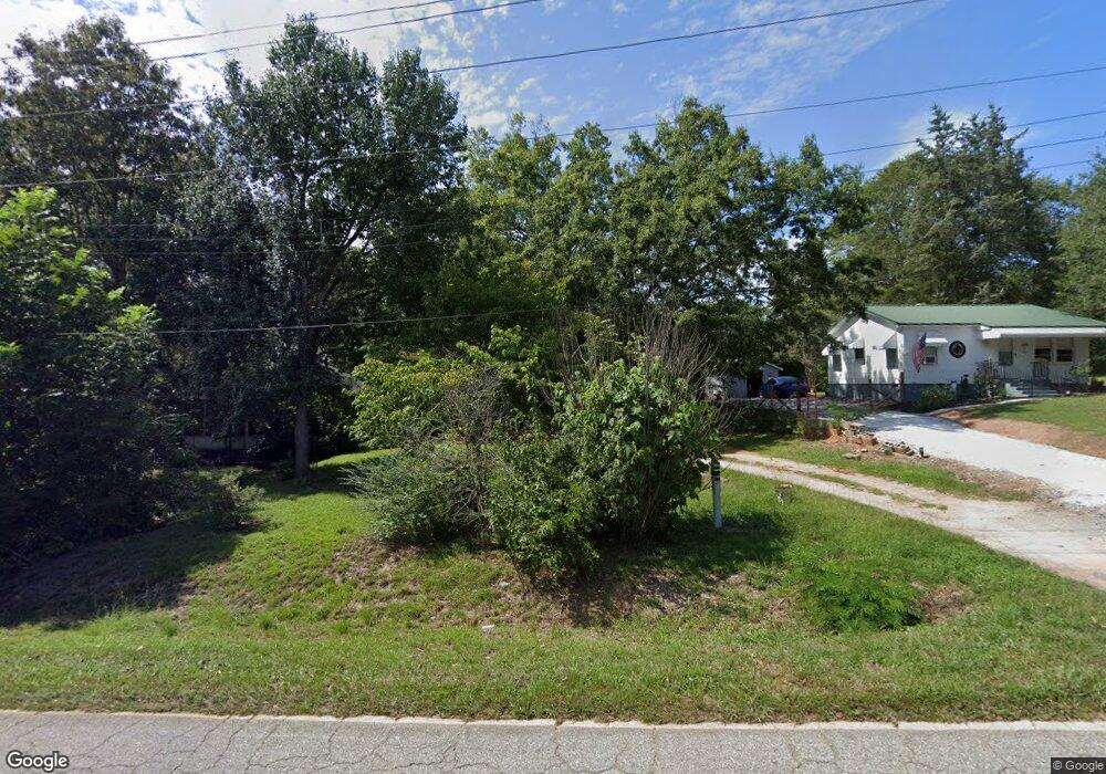 908 Hampton St, Iva, SC 29655 - photo 1