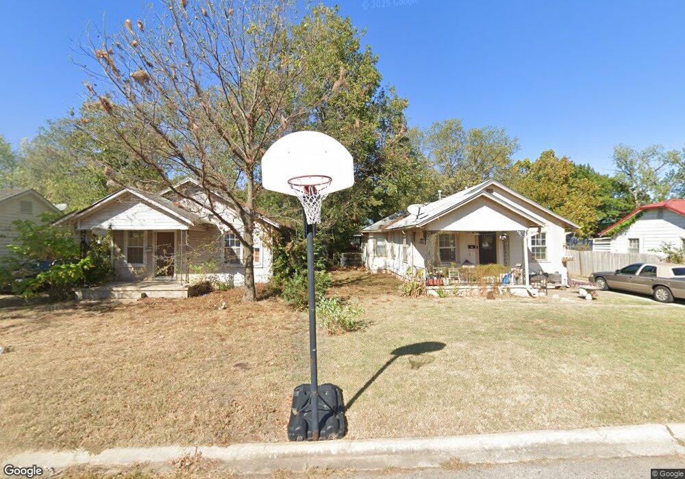 222 E Severn St, Shawnee, OK 74801 - photo 1