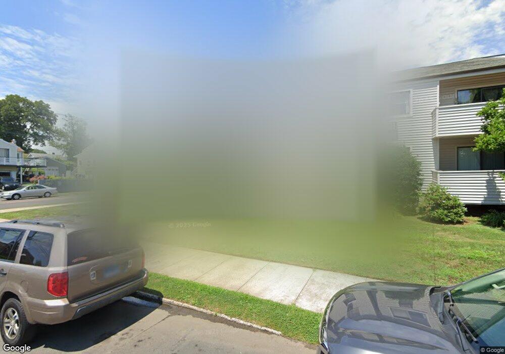 252 Harlem Ave unit C3, Bridgeport, CT 06606 - photo 1