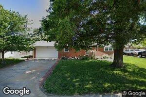118 E Sunset Ln, Haven, KS 67543