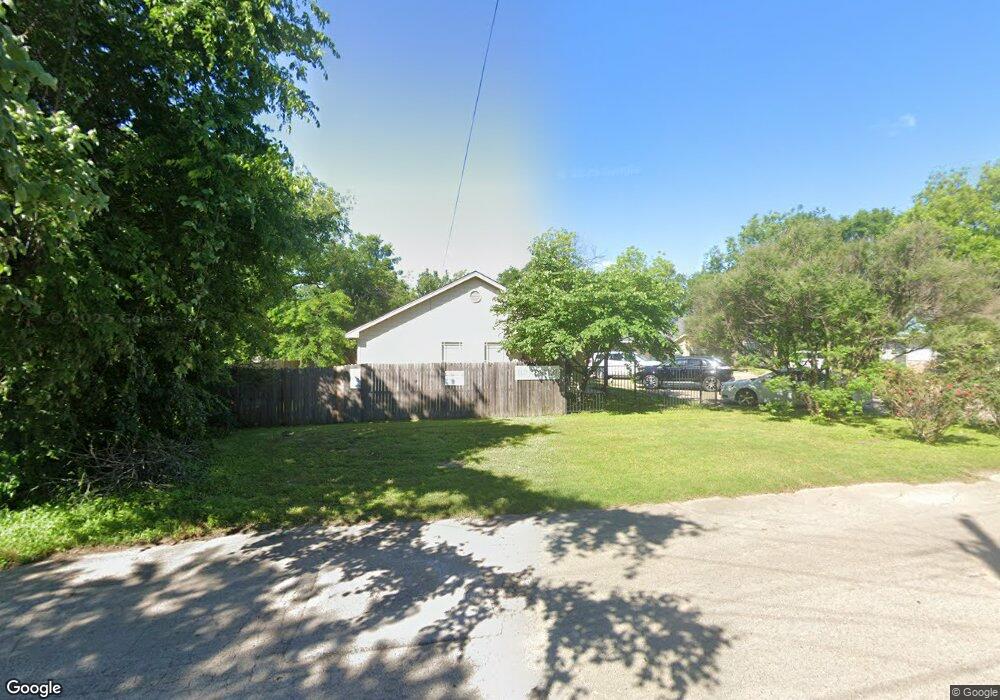 1105 Gatrix Ave, Cleburne, TX 76033 - photo 1